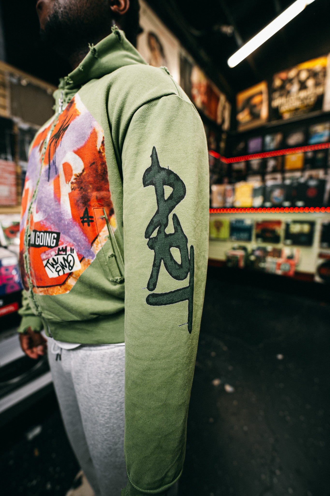 GREEN DISTRESS HOODIE